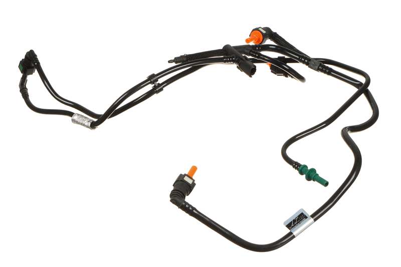 Kraftstoffrohr (vorwärts gebogen) Kraftstoffrohr (vorwärts gebogen)